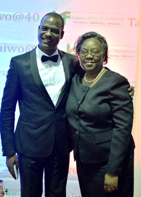 Taiwo Oyedele with colleagues
